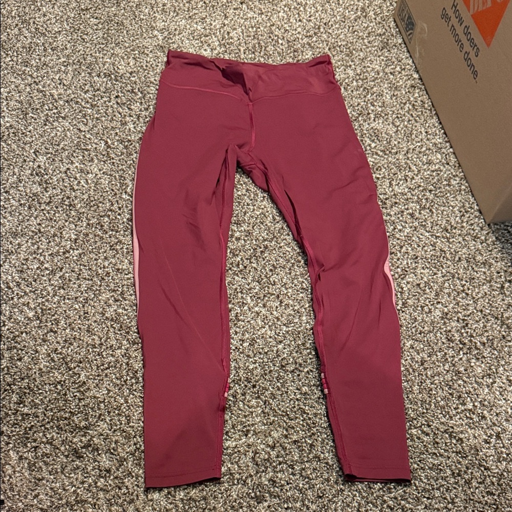 Lululemon leggings with striped detail size 10
